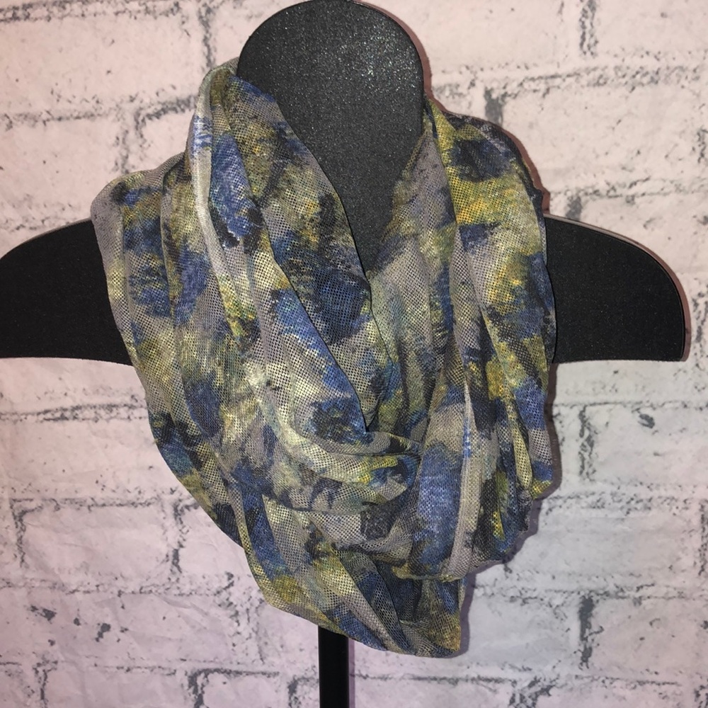 Staring at Stars (Urban Outfitters) Scarf